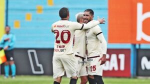 Universitario vs Binacional